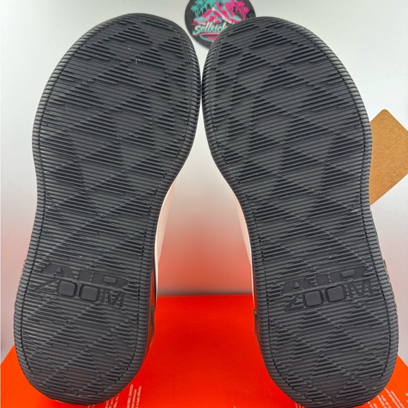 Nike Air Zoom Bella 7 Phantom Metallic Gold Black BRAND NEW Size 10 Women - Picture 7 of 8